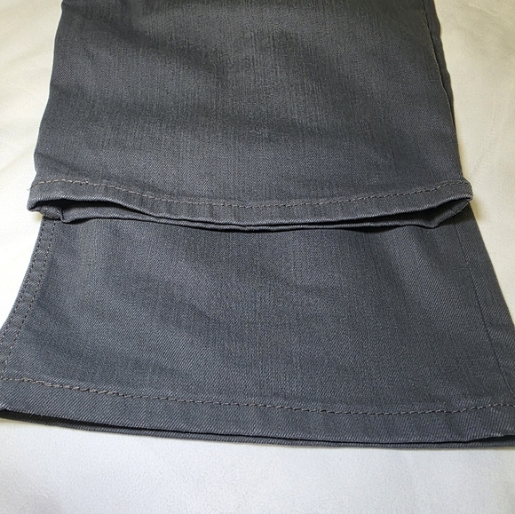 Levi's 559 Relaxed Straight Jeans- Big & Tall Size 56x32 Gray - Picture 6 of 8